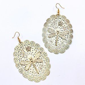 NWT - Charming Charlie - Oval Filigree Dragon Fly Gold Tone Fishhook Earrings